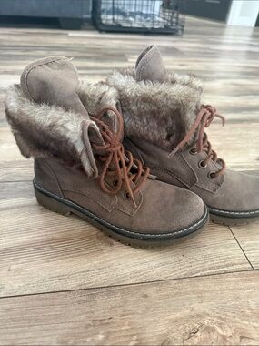 Faux-Suede Lace-Up Ankle Boots with Faux-Fur Trim - Brown